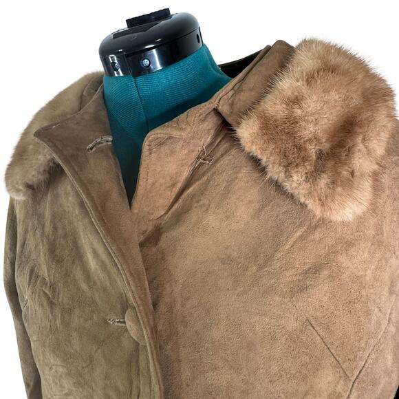 Vintage 1960s Youthmodes Petites Tan Suede Coat w Real Mink Collar, Union Made - Picture 9 of 16